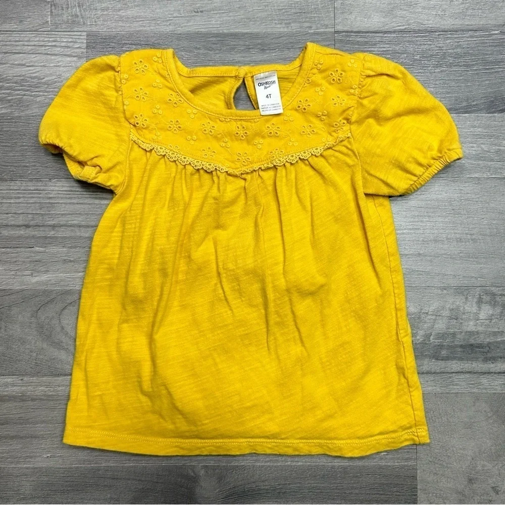 Oshkosh b'gosh Girls Short Sleeve Top & Shorts Outfit 4T